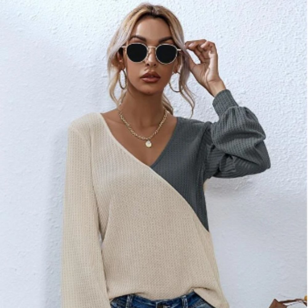 Shein Colorblock V Neck Tee